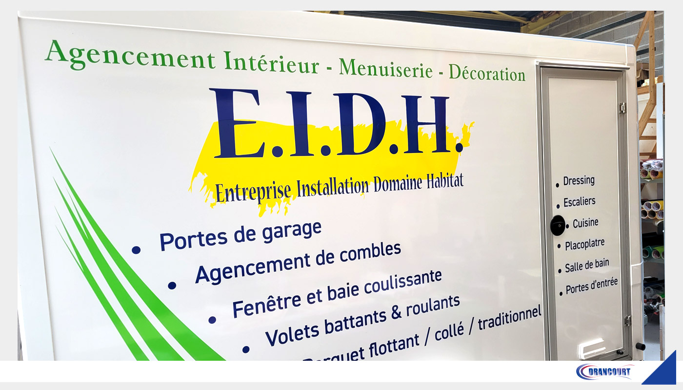 Habillage de Véhicule E.I.D.H : Lettrage adhésifs.